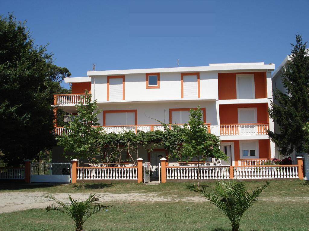 Apartments Brnjada Sutomore Exterior foto